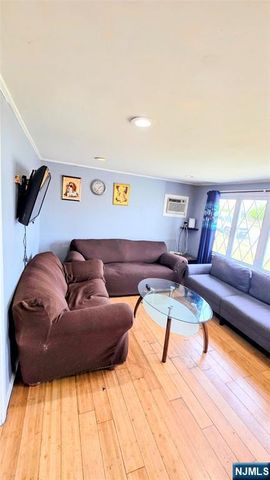 7 Barnard Place, North Arlington, NJ 07031