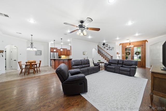 7726 S Indian Avenue, Tulsa, OK 74132