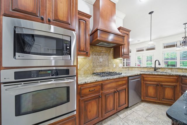 7726 S Indian Avenue, Tulsa, OK 74132
