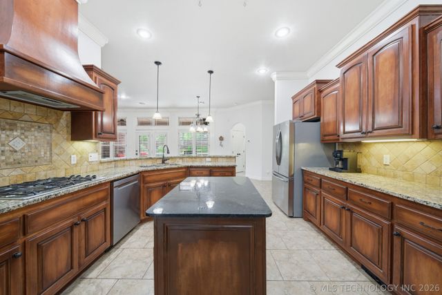 7726 S Indian Avenue, Tulsa, OK 74132