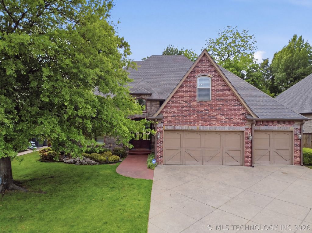 7726 S Indian Avenue, Tulsa, OK 74132