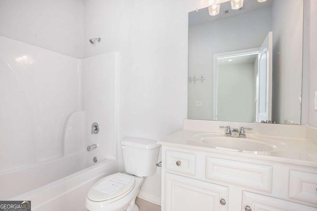 5425 Mirror Lake Drive, Cumming, GA 30028