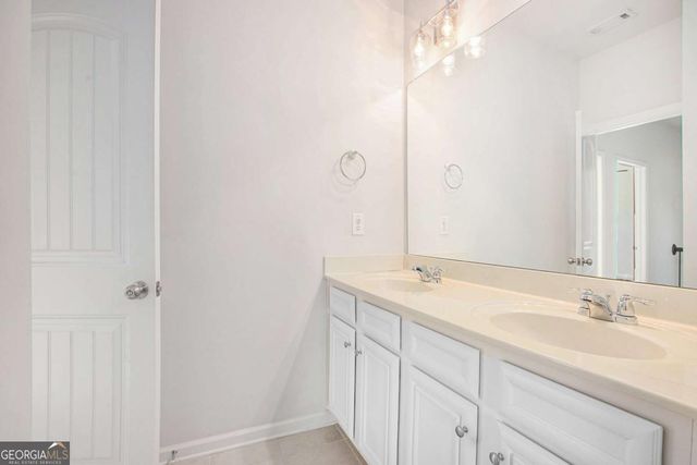 5425 Mirror Lake Drive, Cumming, GA 30028