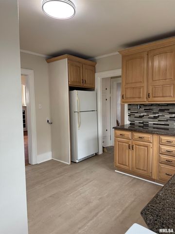 1620 N WISCONSIN Avenue, Peoria, IL 61603