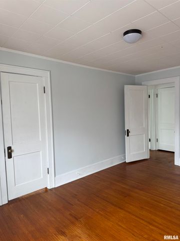 1620 N WISCONSIN Avenue, Peoria, IL 61603