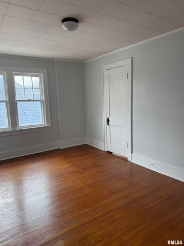 1620 N WISCONSIN Avenue, Peoria, IL 61603