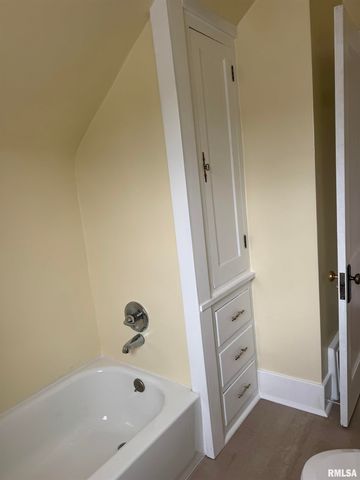 1620 N WISCONSIN Avenue, Peoria, IL 61603