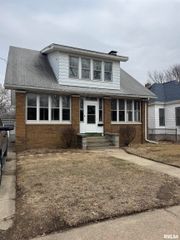 1620 N WISCONSIN Avenue, Peoria, IL 61603