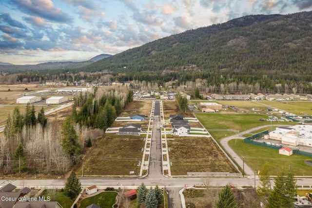 1140 Jersey St, Sandpoint, ID 83864