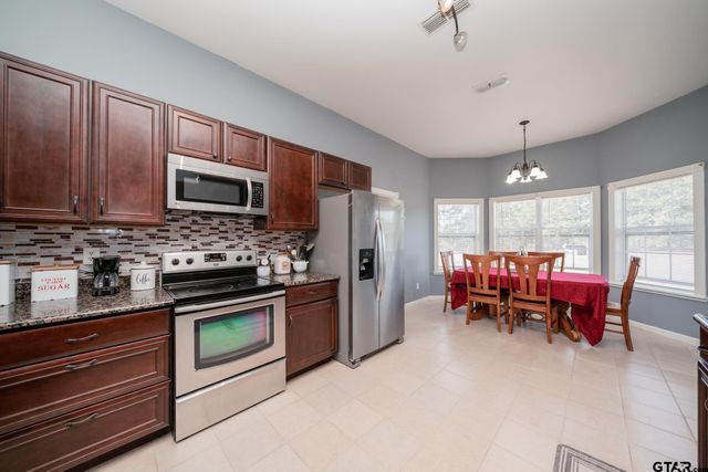 16129 County Road 373, Gladewater, TX 75647