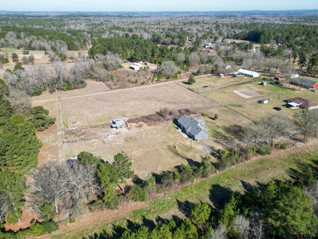 16129 County Road 373, Gladewater, TX 75647