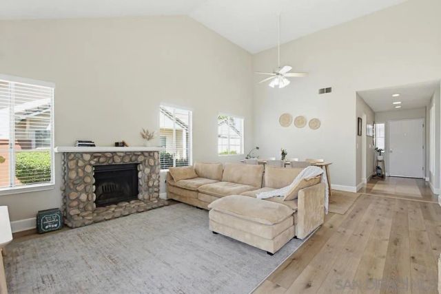 431 Nantucket, Escondido, CA 92027