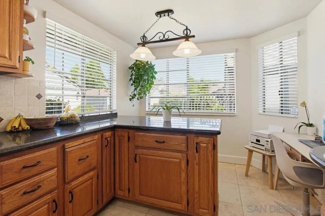 431 Nantucket, Escondido, CA 92027