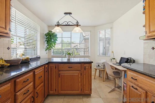 431 Nantucket, Escondido, CA 92027