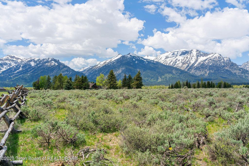 505 E TRAP CLUB Road, Jackson, WY 83001 photo 5