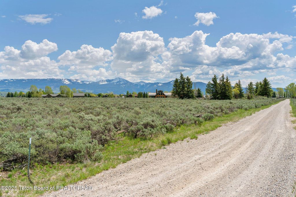 505 E TRAP CLUB Road, Jackson, WY 83001 photo 6