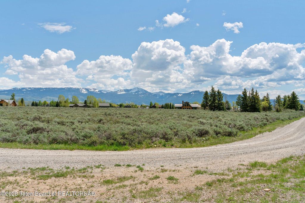 505 E TRAP CLUB Road, Jackson, WY 83001 photo 7