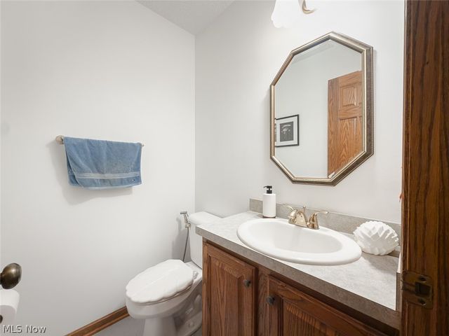 2919 Pine Trails Circle, Hudson, OH 44236