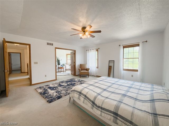 2919 Pine Trails Circle, Hudson, OH 44236