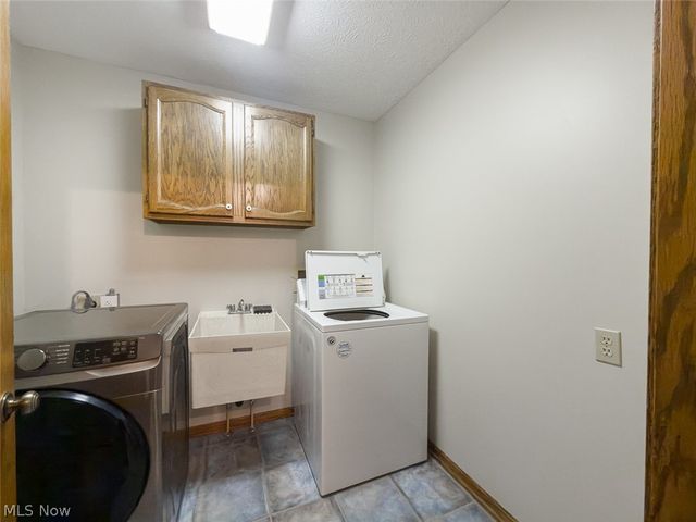 2919 Pine Trails Circle, Hudson, OH 44236
