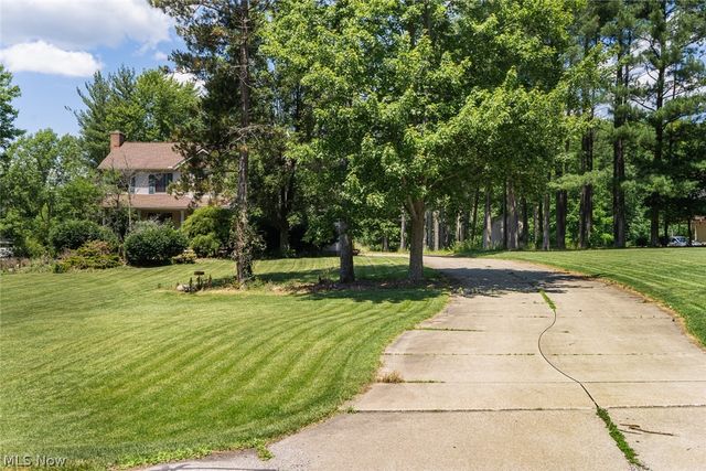 2919 Pine Trails Circle, Hudson, OH 44236
