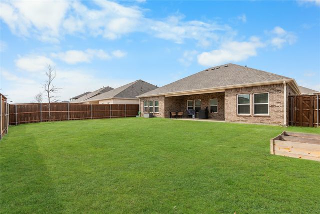 797 Vineyard Way, Forney, TX 75126