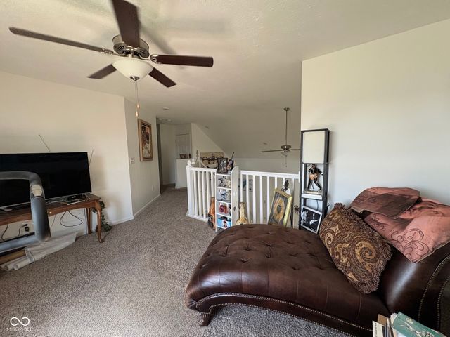 5335 Maywood Drive, Whitestown, IN 46075