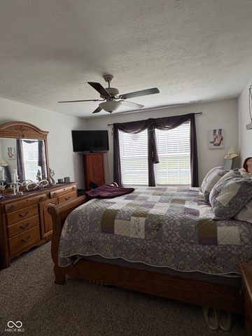 5335 Maywood Drive, Whitestown, IN 46075