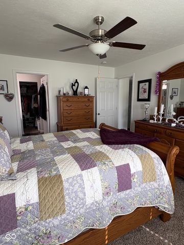 5335 Maywood Drive, Whitestown, IN 46075