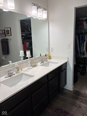 5335 Maywood Drive, Whitestown, IN 46075