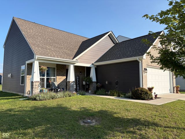 5335 Maywood Drive, Whitestown, IN 46075