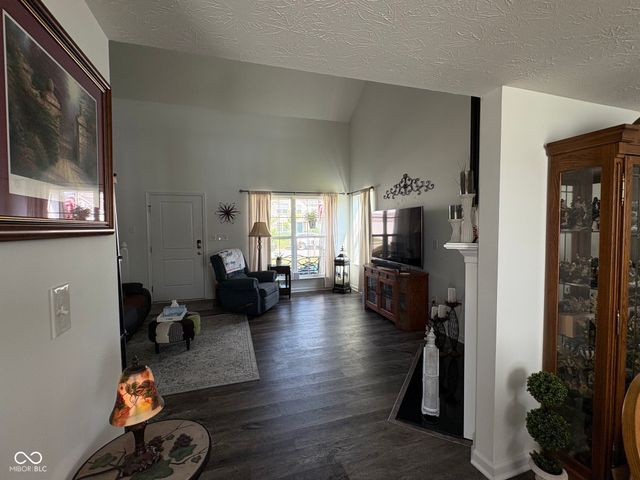 5335 Maywood Drive, Whitestown, IN 46075