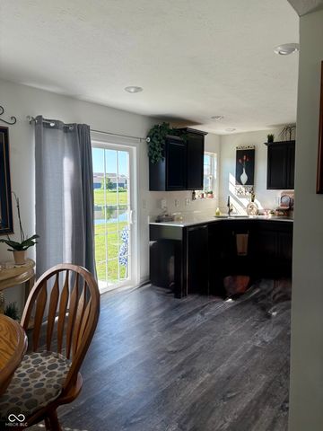 5335 Maywood Drive, Whitestown, IN 46075