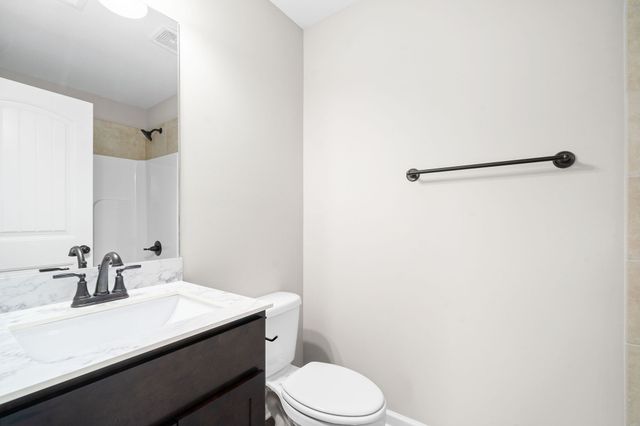 931 Professional Park Dr Apt 3F, Clarksville, TN 37040