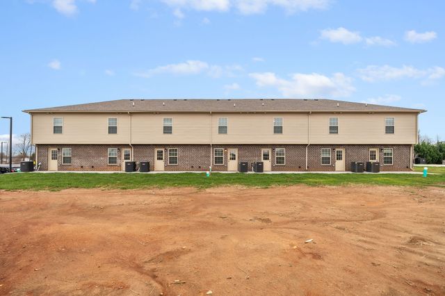 931 Professional Park Dr Apt 3F, Clarksville, TN 37040