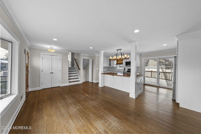 5 Herbert Avenue, Spotswood, NJ 08884