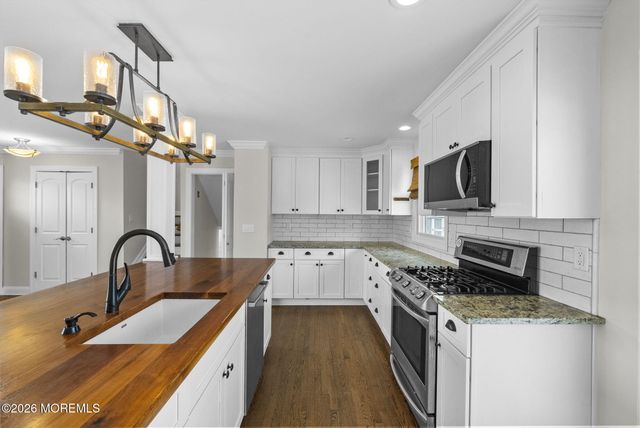 5 Herbert Avenue, Spotswood, NJ 08884