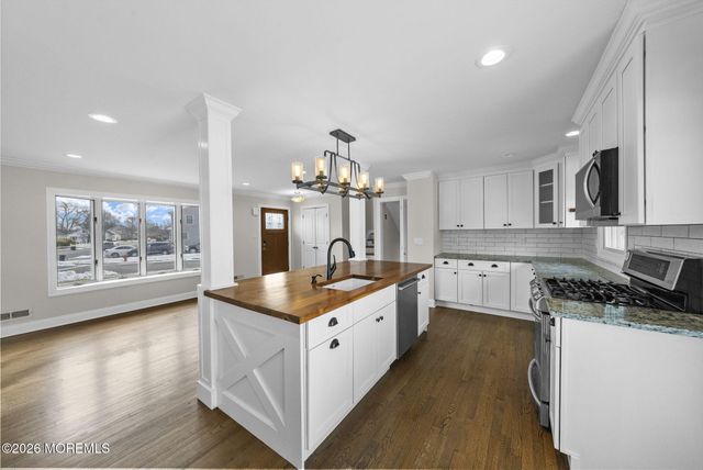 5 Herbert Avenue, Spotswood, NJ 08884