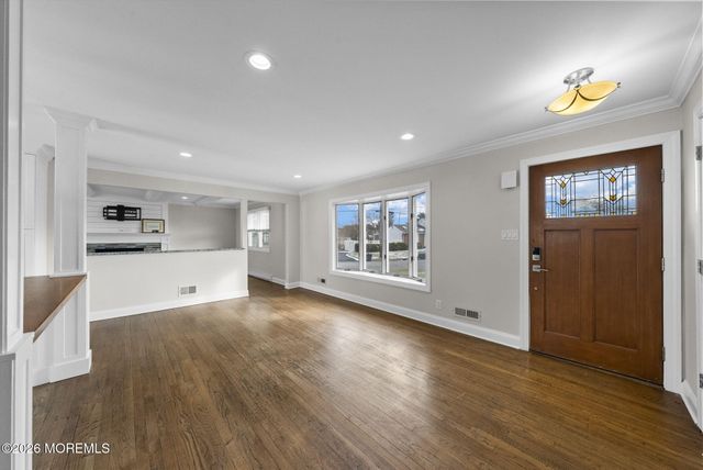 5 Herbert Avenue, Spotswood, NJ 08884