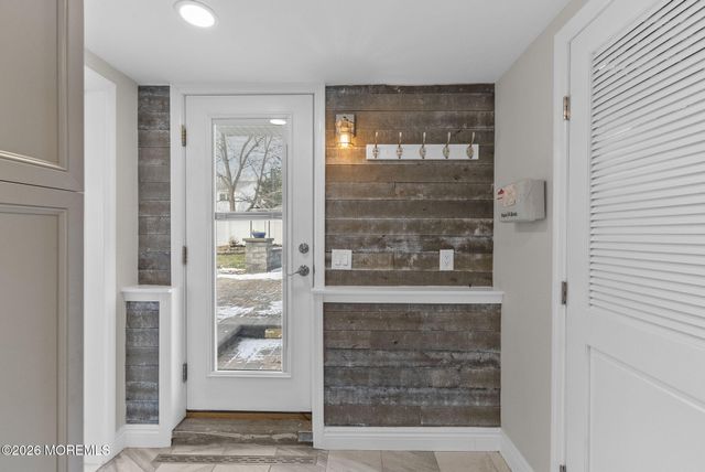 5 Herbert Avenue, Spotswood, NJ 08884