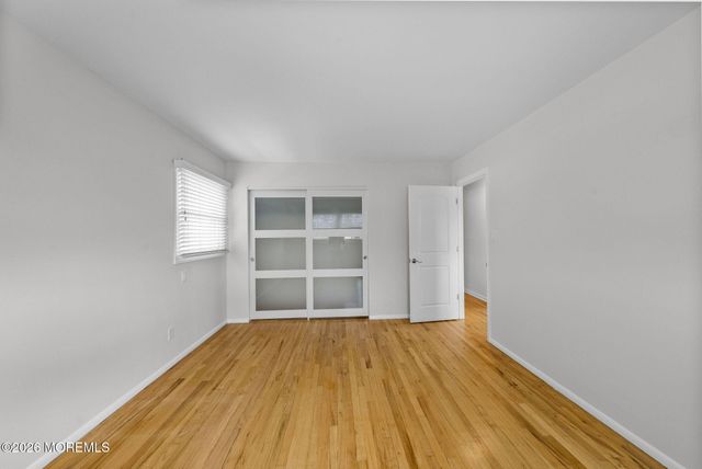 5 Herbert Avenue, Spotswood, NJ 08884