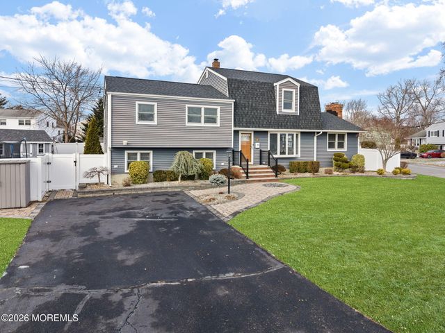 5 Herbert Avenue, Spotswood, NJ 08884