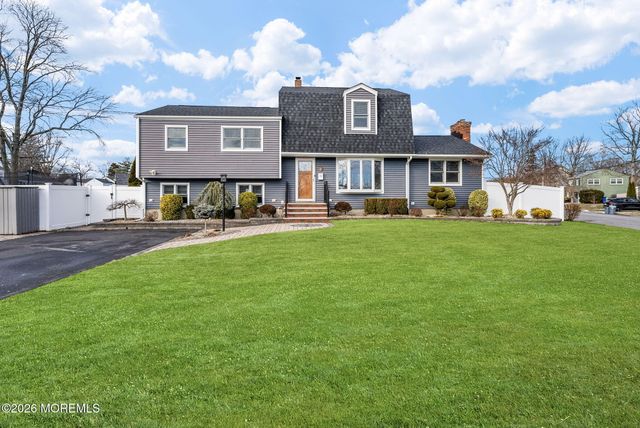 5 Herbert Avenue, Spotswood, NJ 08884