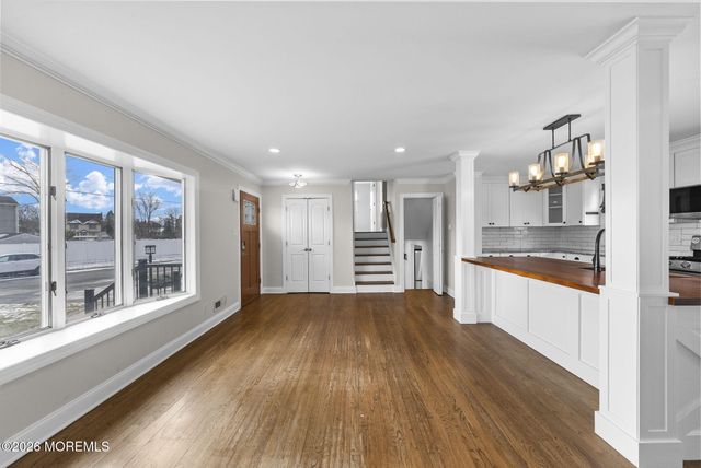 5 Herbert Avenue, Spotswood, NJ 08884