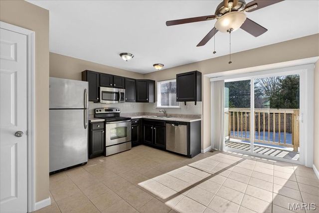 1581 Tea Party Lane, O'fallon, MO 63366