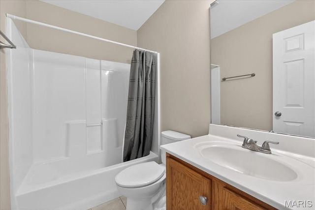 1581 Tea Party Lane, O'fallon, MO 63366