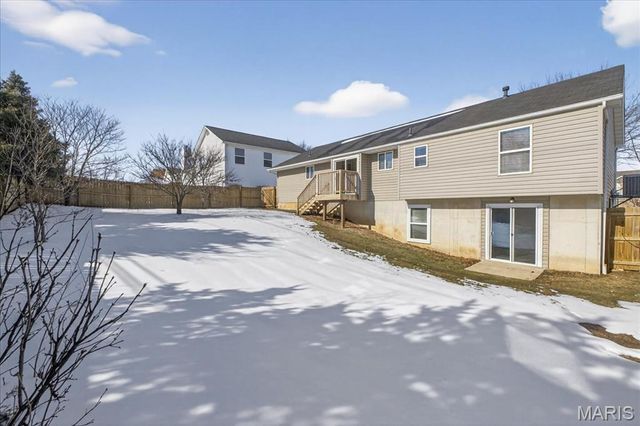 1581 Tea Party Lane, O'fallon, MO 63366