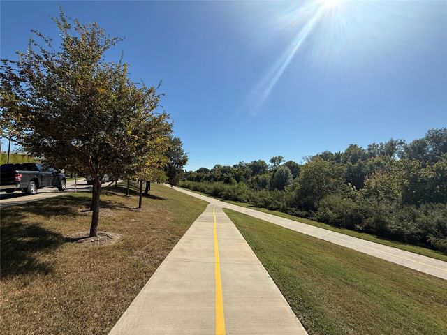 8443 Stults Road, Dallas, TX 75243