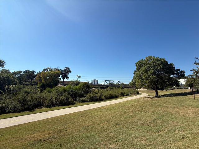8443 Stults Road, Dallas, TX 75243