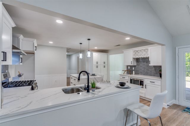 8443 Stults Road, Dallas, TX 75243